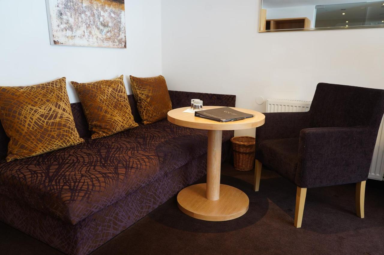 Quality Hosts Arlberg - Hotel Goldenes Kreuz B&B Sankt Anton am Arlberg Exteriér fotografie